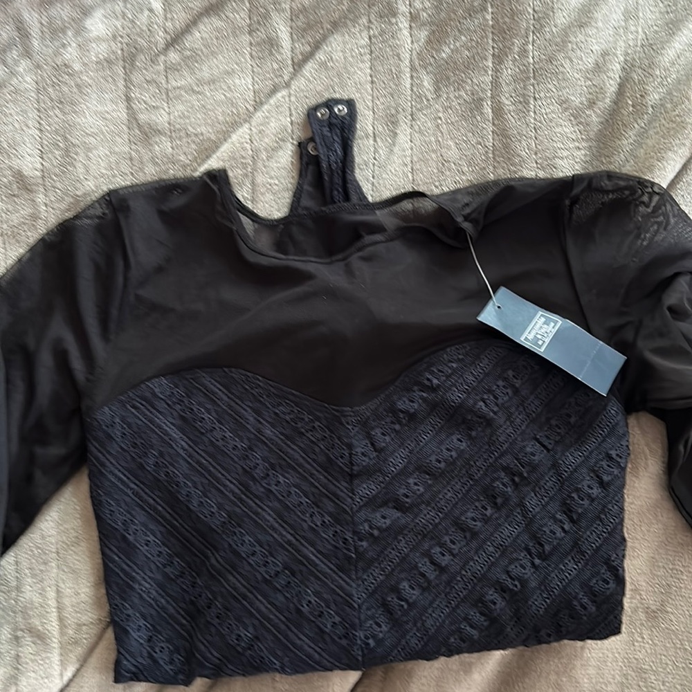 Abercrombie black body suit size small new with tag